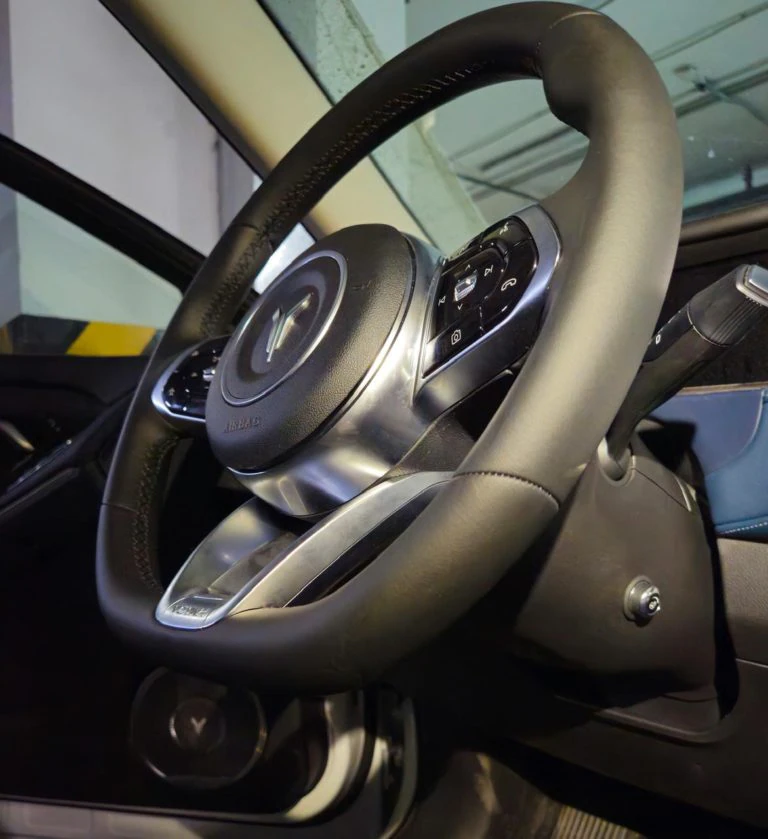 Равномерный подогрев руля на 360 градусов для премиальных авто